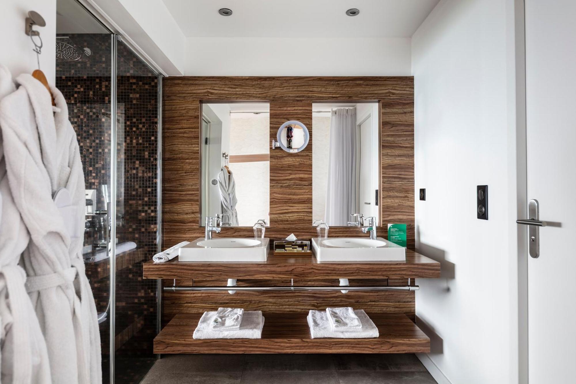 Hotel & Restaurant Origines Par Adrien Descouls - Teritoria Le Broc  Cameră foto